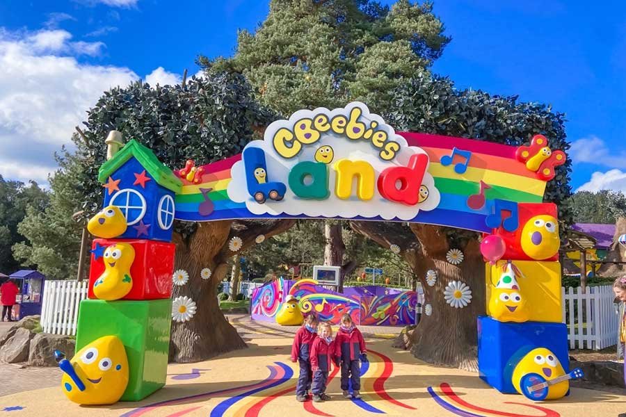 London to Alton Towers